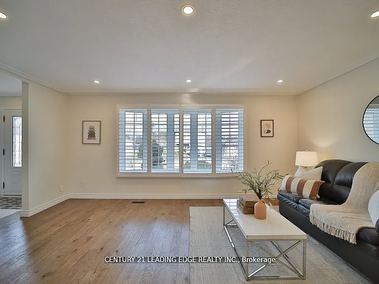 3 Crombie Pl — Photo 13