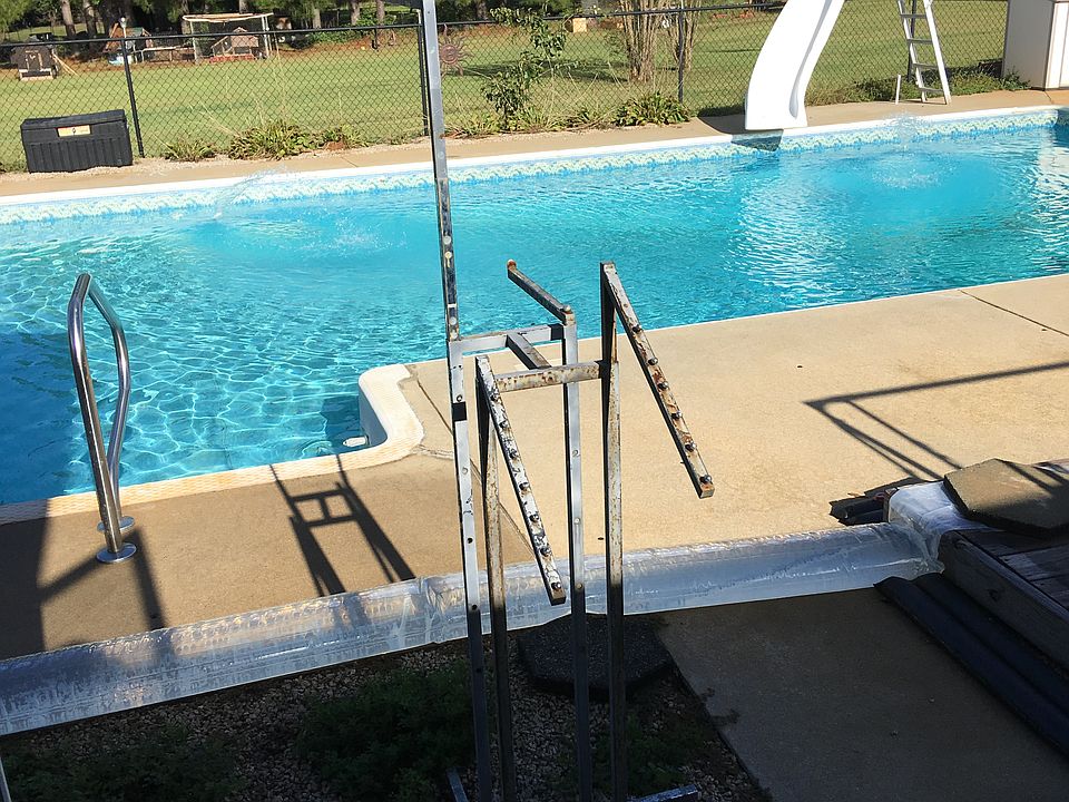 2nd image of 1026 Westwood Dr