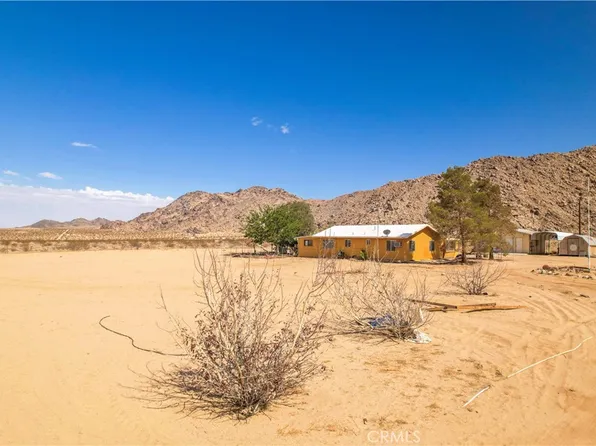 57225 Mikiska Blvd, Landers, CA 92285