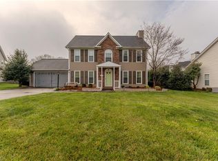 450 Craver Pointe Dr, Clemmons, NC 27012