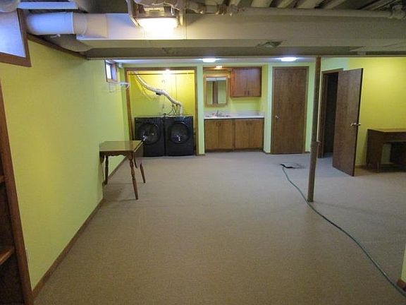 4th image of 1115 Cedar River Dr