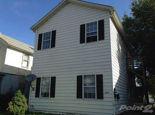 2054 Jackson St, Dubuque, IA 52001