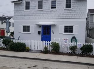 226 Collins Ave, Newport Beach, CA 92662