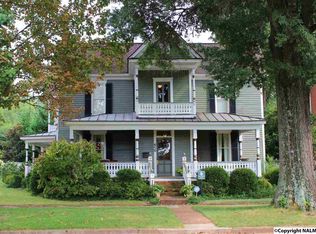 618 Oak St NE, Decatur, AL 35601