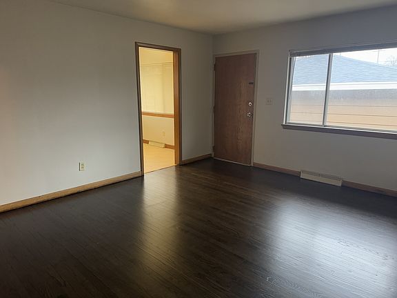 4th image of 3506 Harrison Ave #3512