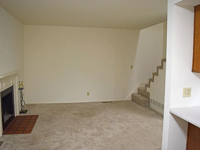 904 Hartwell Dr — Photo 9