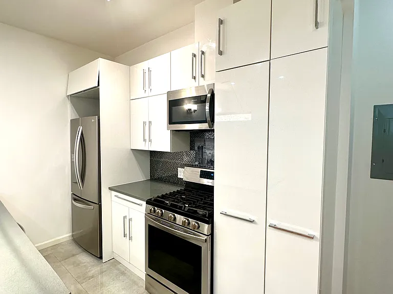 189 Java St #2 — Photo 2