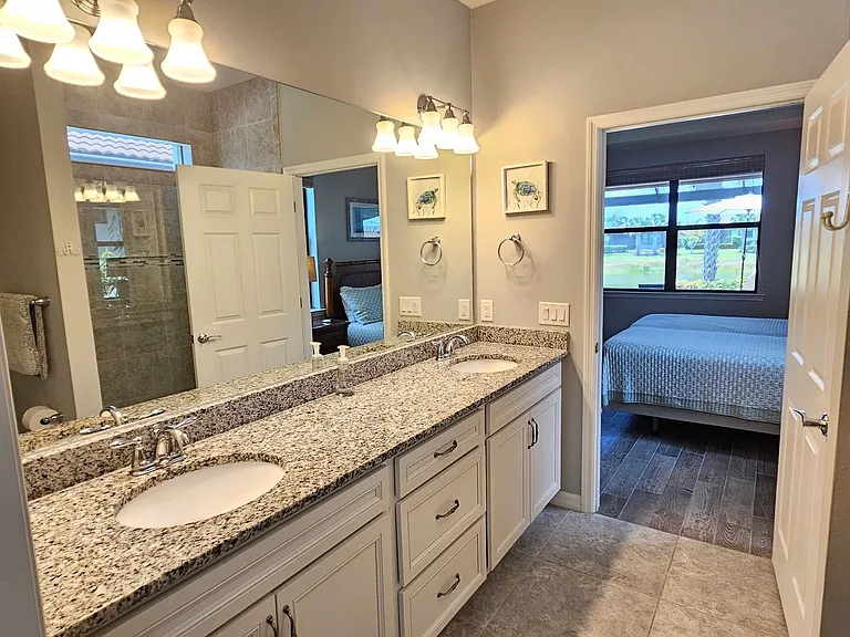 13858 Campoleone St — Photo 44