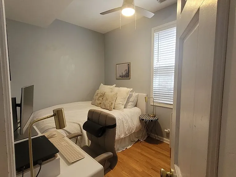 1456 N Orleans St — Photo 11