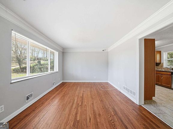 4th image of 3986 Kirksford Dr