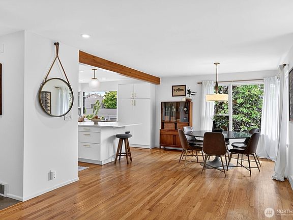 5th image of 8683 Island Drive S