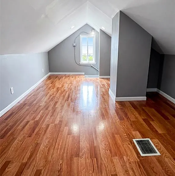 8647 Chalmers Ave — Photo 16