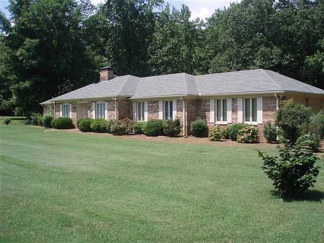 105 Heatherwood Cove