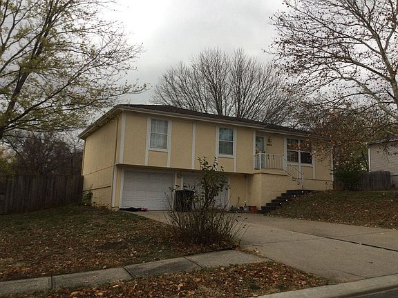 3rd image of 5401 NW Pennington Ln