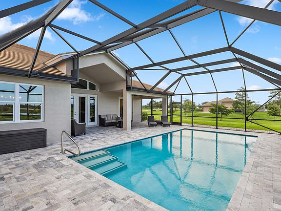 4th image of 5901 SW Saddlebrook Lane