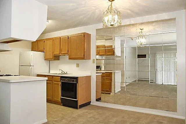 8714 S 87th Ter — Photo 11