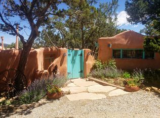 36 El Gallo Rd, Cedar Crest, NM 87008