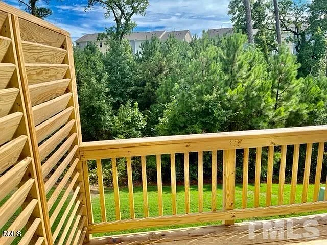1038 Manorhaven Dr — Photo 7