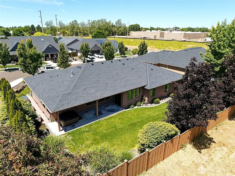 2643 Molten Ct — Photo 37