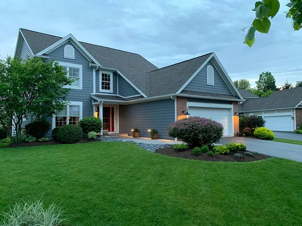 57 Hampshire Ln, Mendon, NY 14506