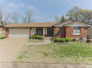 2681 Blackforest Dr, Saint Louis, MO 63129