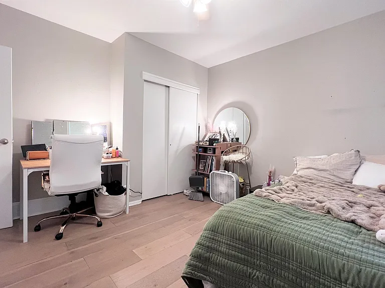 1137 Shackamaxon St #B — Photo 8