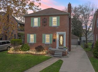 2845 Birchwood St, Trenton, MI 48183