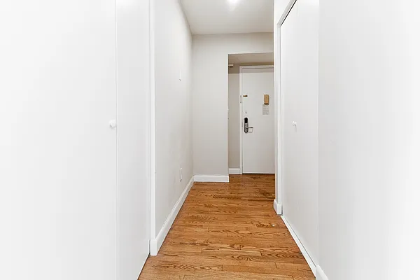 Rented by REAL New York | media 6