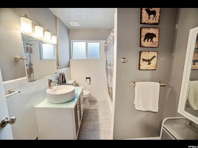 576 E Millcreek Way — Photo 4