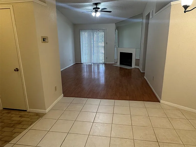 2121 Hepburn St #104 — Photo 8
