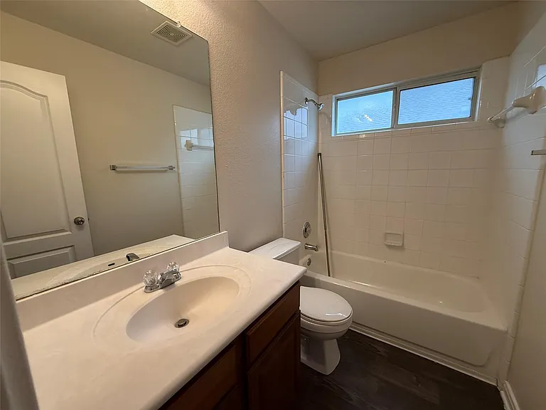 1209 Laurel Oak Trl — Photo 15