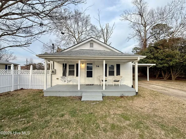 36 First Street, Chocowinity, NC 27817