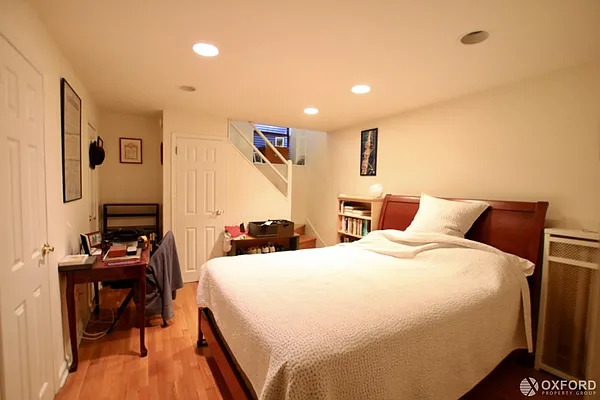 Rented by Oxford Property Group | media 11