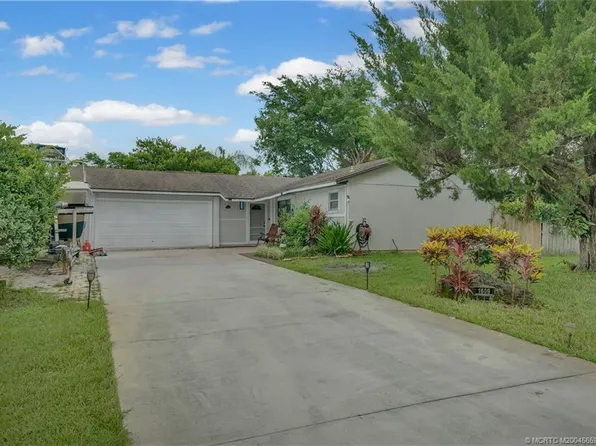 1609 SW Brisbane St, Port Saint Lucie, FL 34984