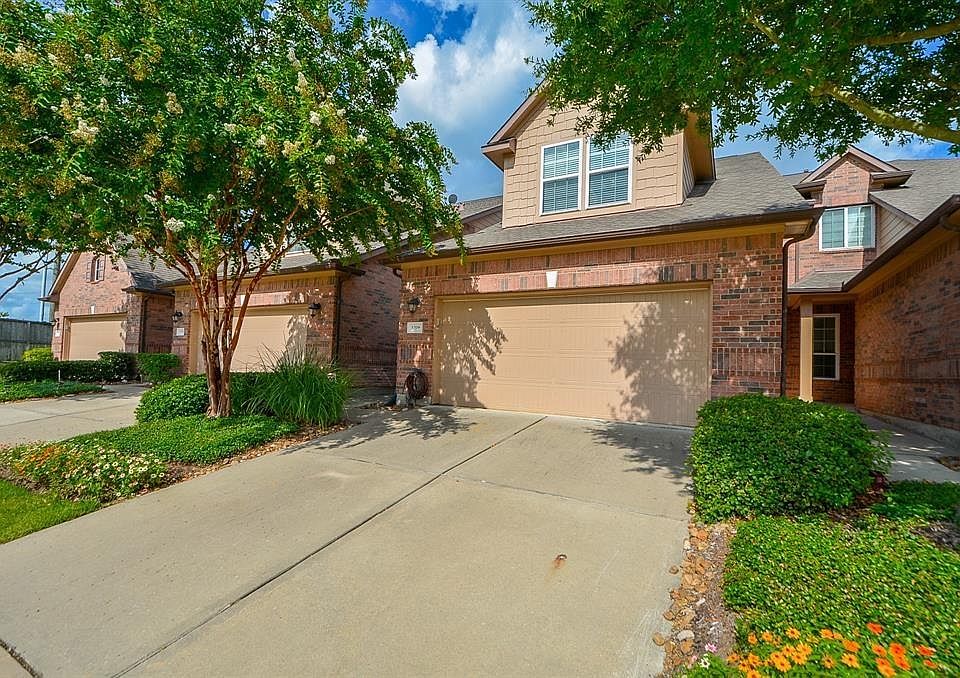 1st image of 1326 Glenwood Canyon Ln