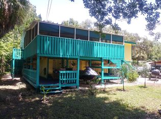 6638 Riverside Dr, Yankeetown, FL 34498