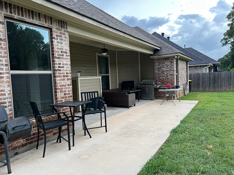 919 Antler Dr — Photo 18