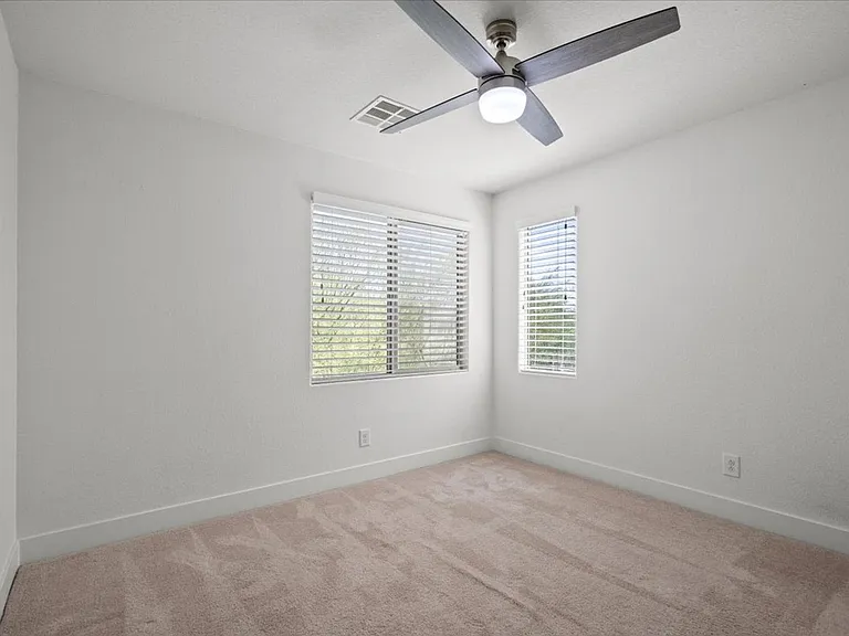 8931 Oreana Peak Ct — Photo 18