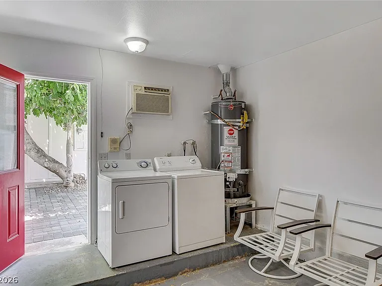 2999 Bel Air Dr — Photo 45