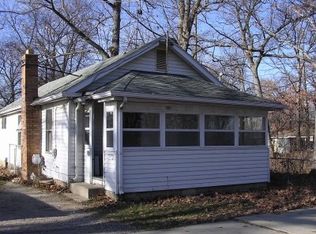 5981 Marsh Rd, Haslett, MI 48840