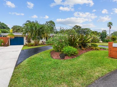 572 Ontario Road, Haverhill, FL, 33415