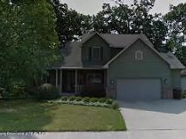 6736 English Oak Dr, East Lansing, MI 48823