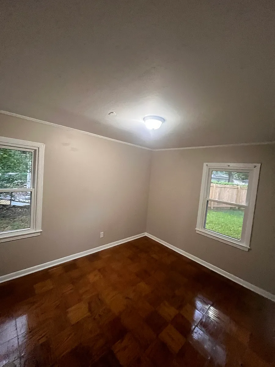 Building Photo - 4061 Sallie Ct