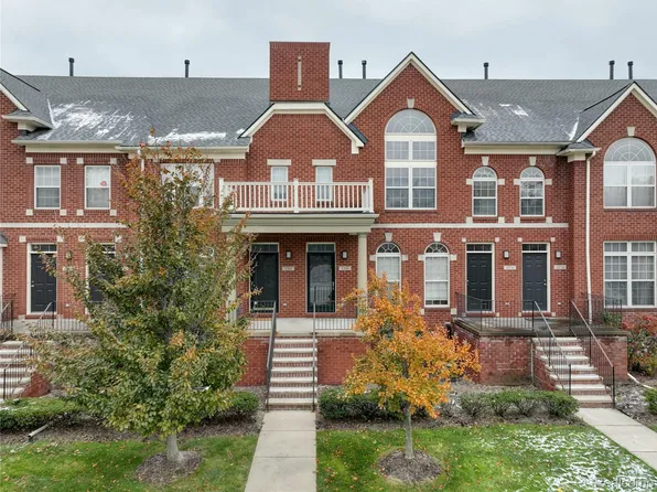 3266 Camden Dr, Troy, MI 48084
