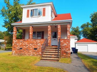 39 Spring Park Ave, Dracut, MA 01826