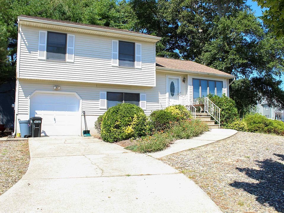 1st image of 431 Portsmouth Rd
