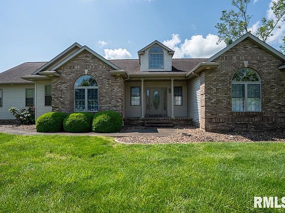 2nd image of 1304 Prestwicke Dr