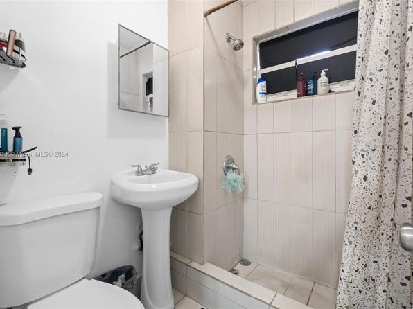 miami-florida-43840591 picture