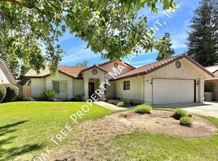1883 E Brandon Ln, Fresno, CA 93720