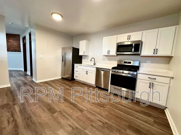 2123 Sidney St, Pittsburgh, PA 15203